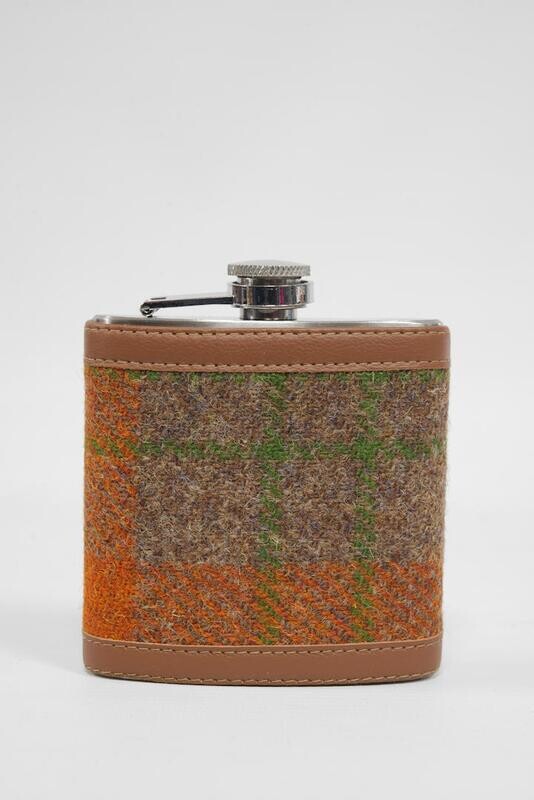 Harris Tweed Hip Flask | A0124 (Tan Leather)
