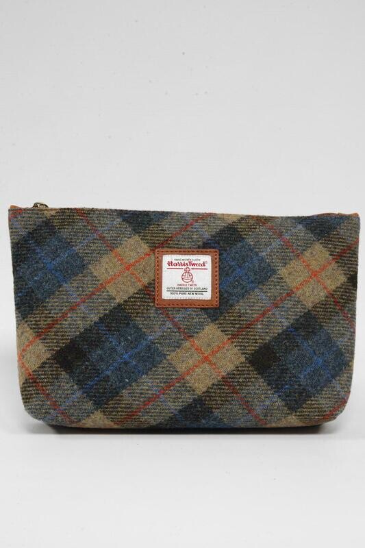 Harris Tweed Toiletries Bag | A0162(C) (Tan Leather)