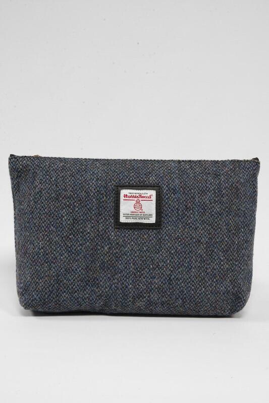 Harris Tweed Toiletries Bag | BC1 (Black Leather)