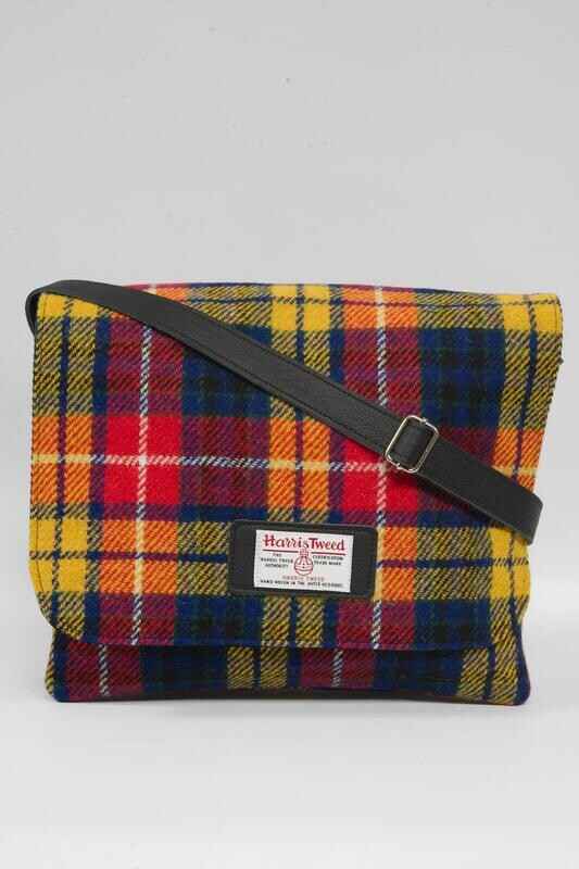 Harris Tweed Scalpay Bag | A0170 (Black Leather)