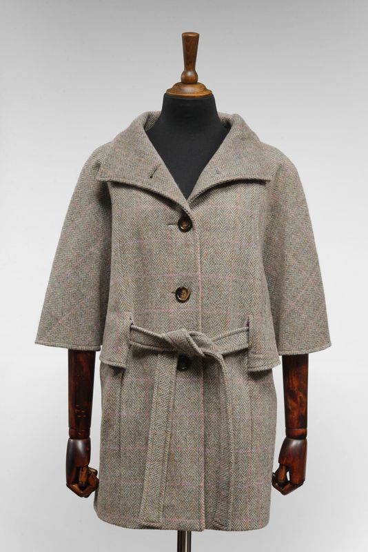 Harris Tweed Ladies Belted Cape | Oatmeal Herringbone w/Pink OC