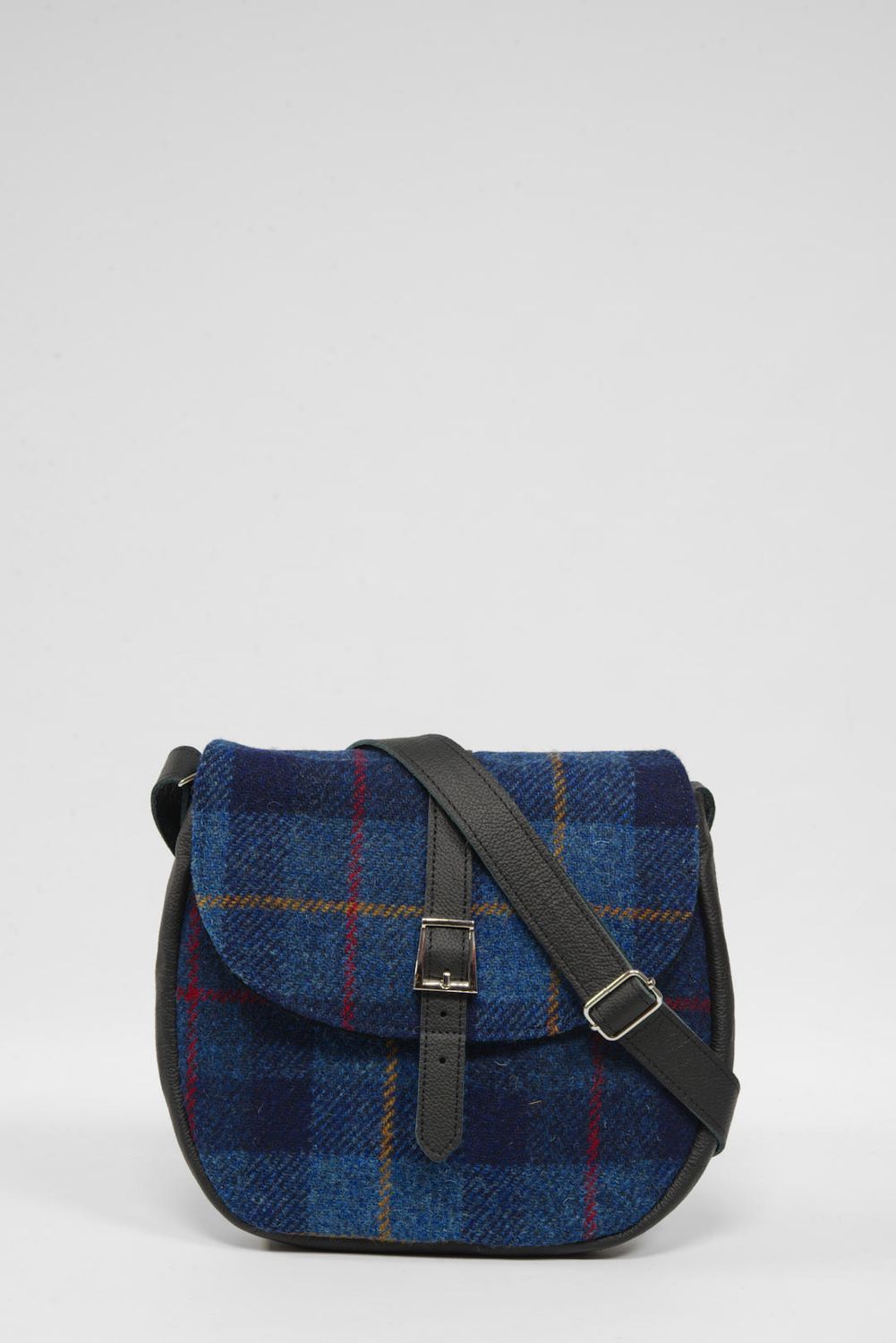 Harris Tweed Catriona Bag | A075 (Black Leather)