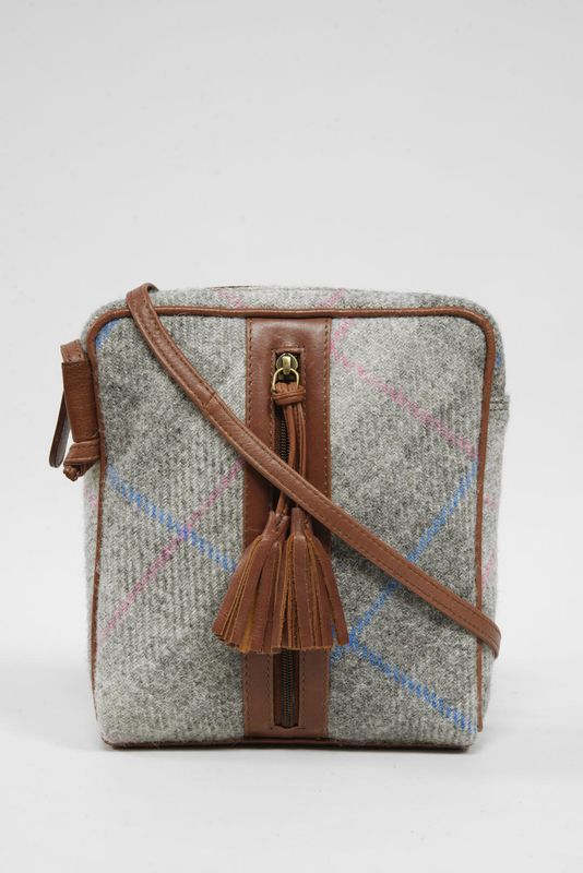 Harris Tweed Dolly Bag | A095