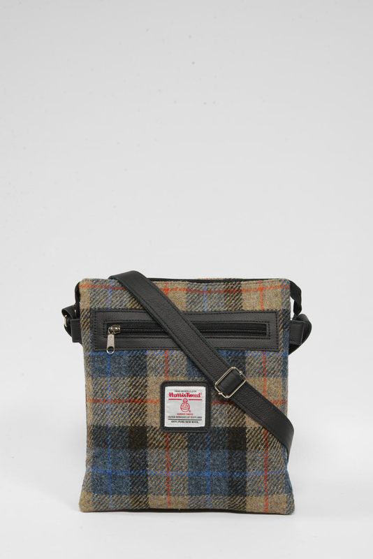 Harris Tweed St Clements Bag | A0162 (Black Leather)