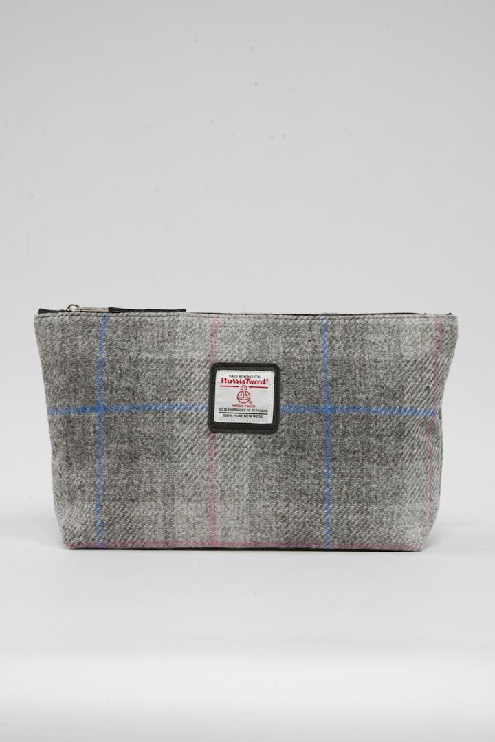 Harris Tweed Toiletries Bag | A095 Black Leather