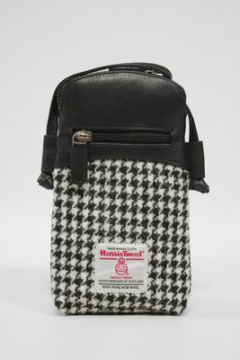 Harris Tweed Barvas Bag | H063 (Black Leather)