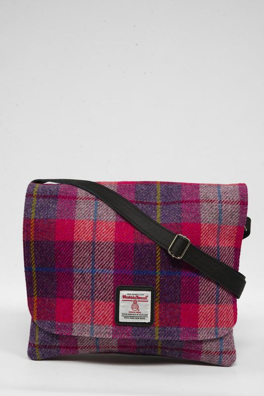 Harris Tweed Scalpay Bag | A088 (Black Leather)
