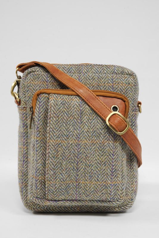 Harris Tweed Harris Bag | HB107 (Tan Leather)
