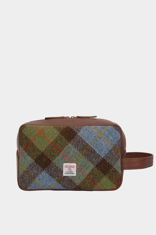 Harris Tweed Lewis Washbag | A017