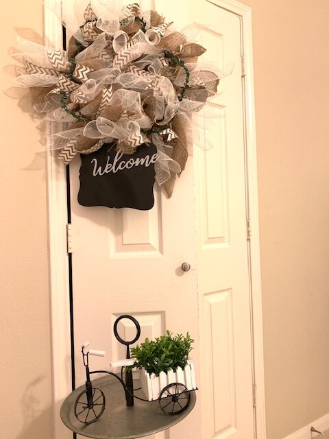 Burlap farmhouse poof wreath 14&quot;