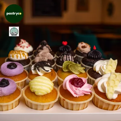 Assorted Cupcakes 16s | Halal Certified | Party Box