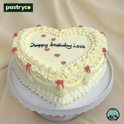 PH09 Timeless Loveheart Cake