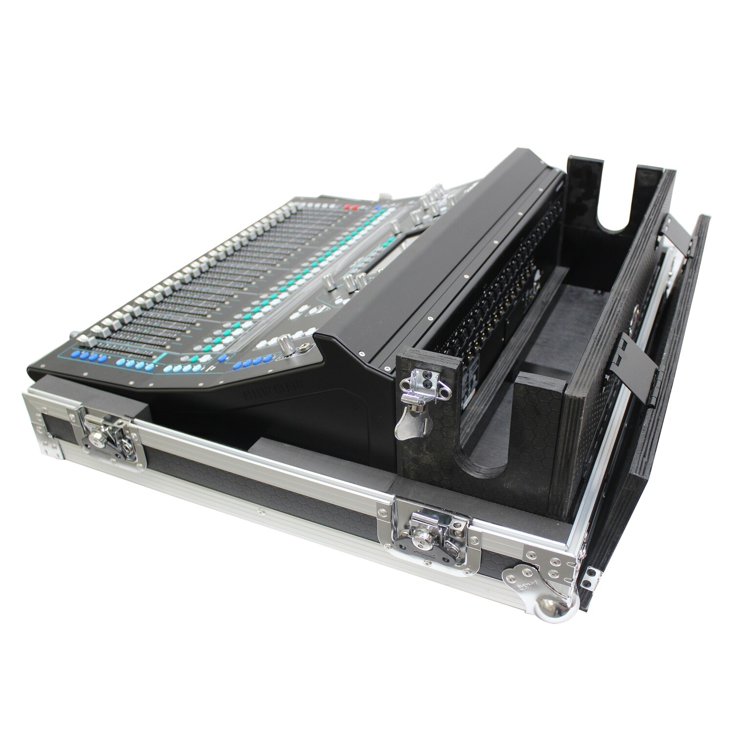 Console Flight Case for Allen &amp; Heath SQ7 with Doghouse and Wheels