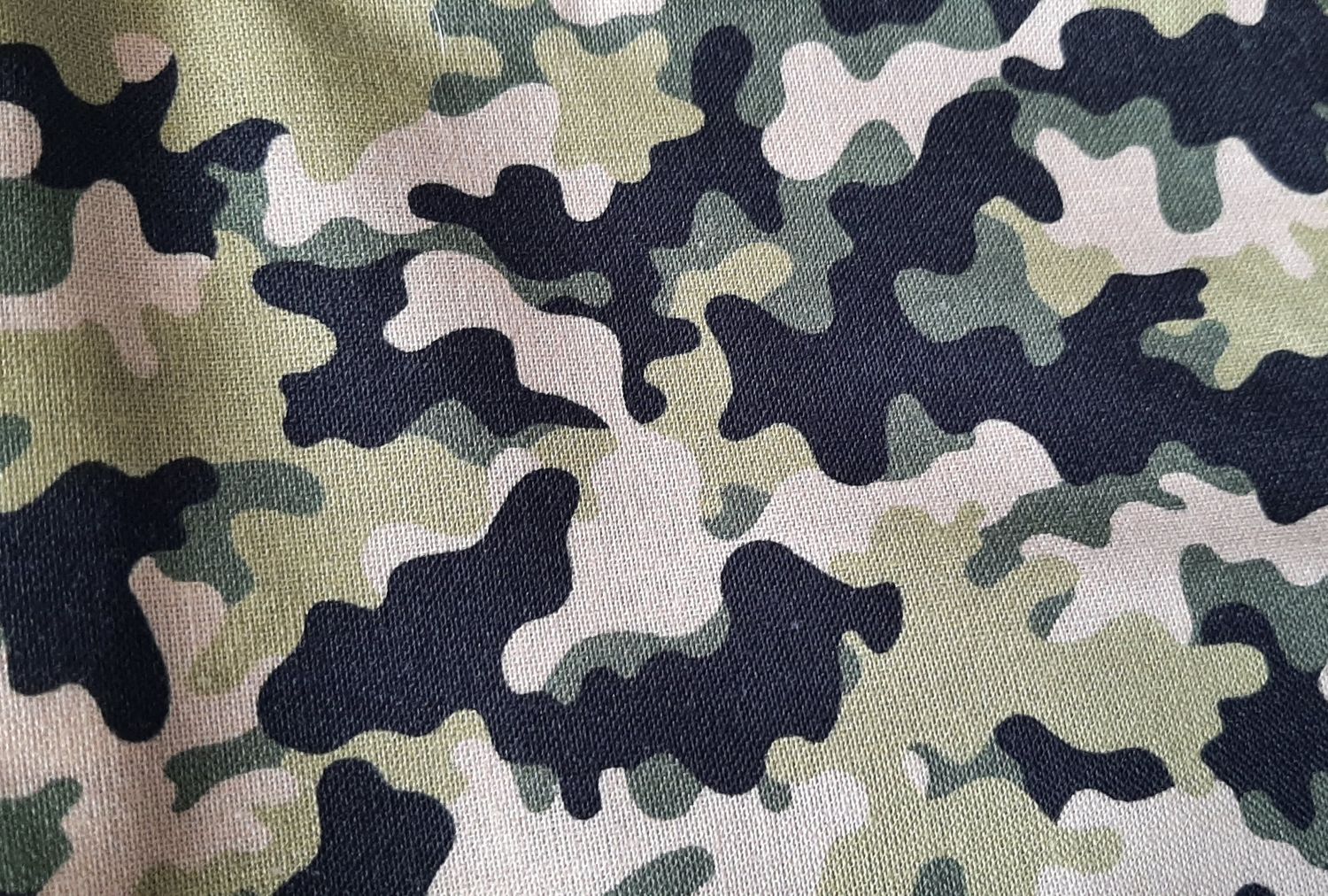 GREEN MIX CAMOUFLAGE