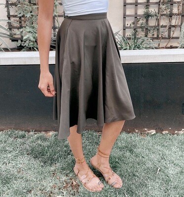 Audrey Short Olive green size 34 Audrey Short Olive green size 34