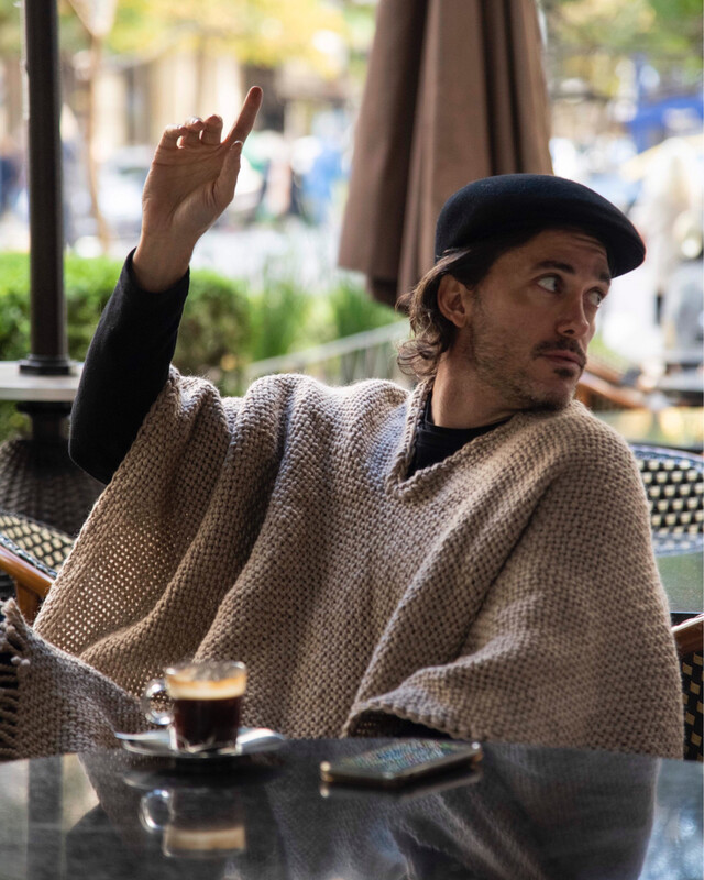 PONCHO H