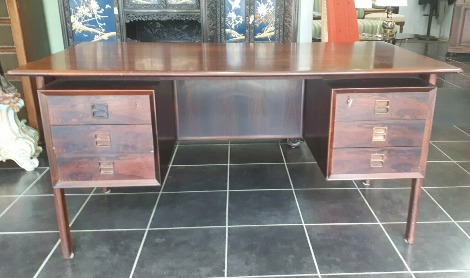 Bureau design scandinave 1960's (vendu)