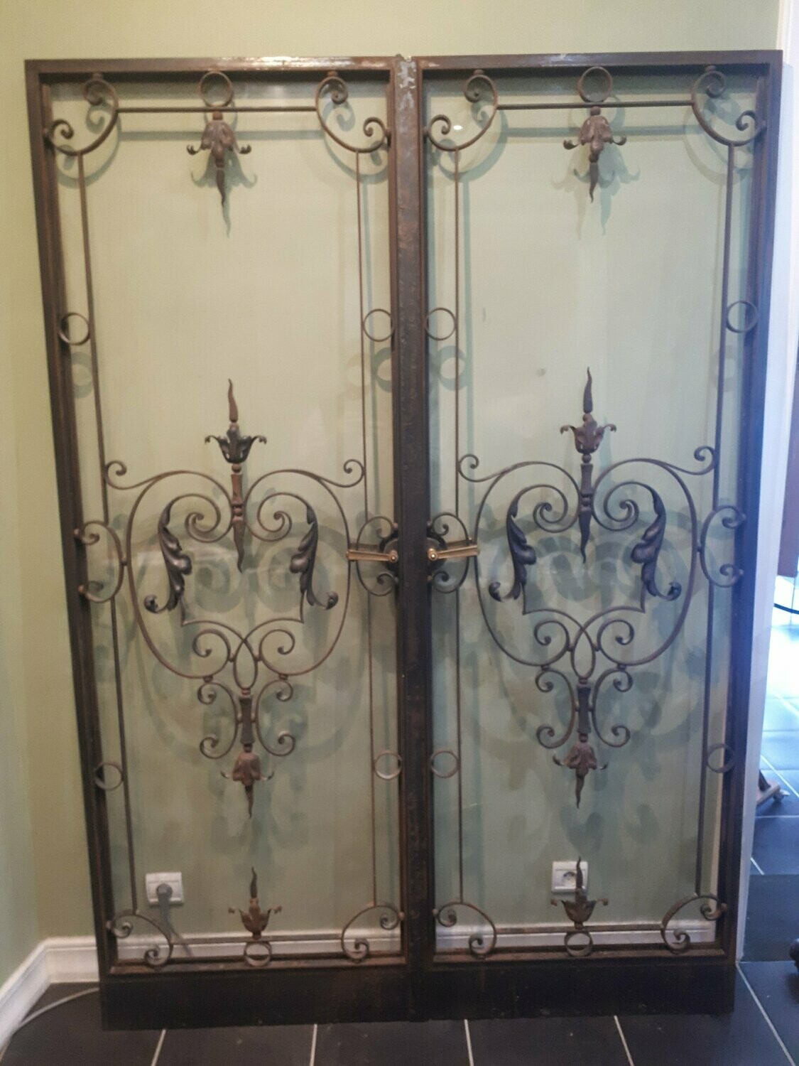 Porte 2 vantaux en fer forgé (Vendue)