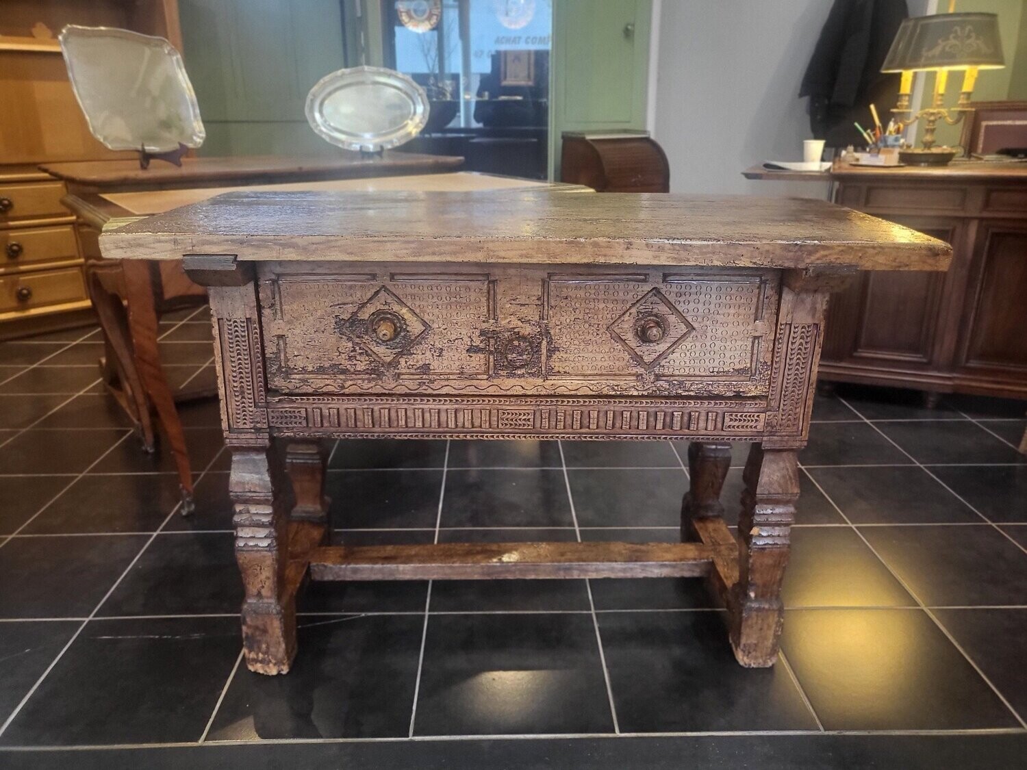 Table de chasse espagnolefin XVIIeme/ début  XVIIIeme (Vendue)