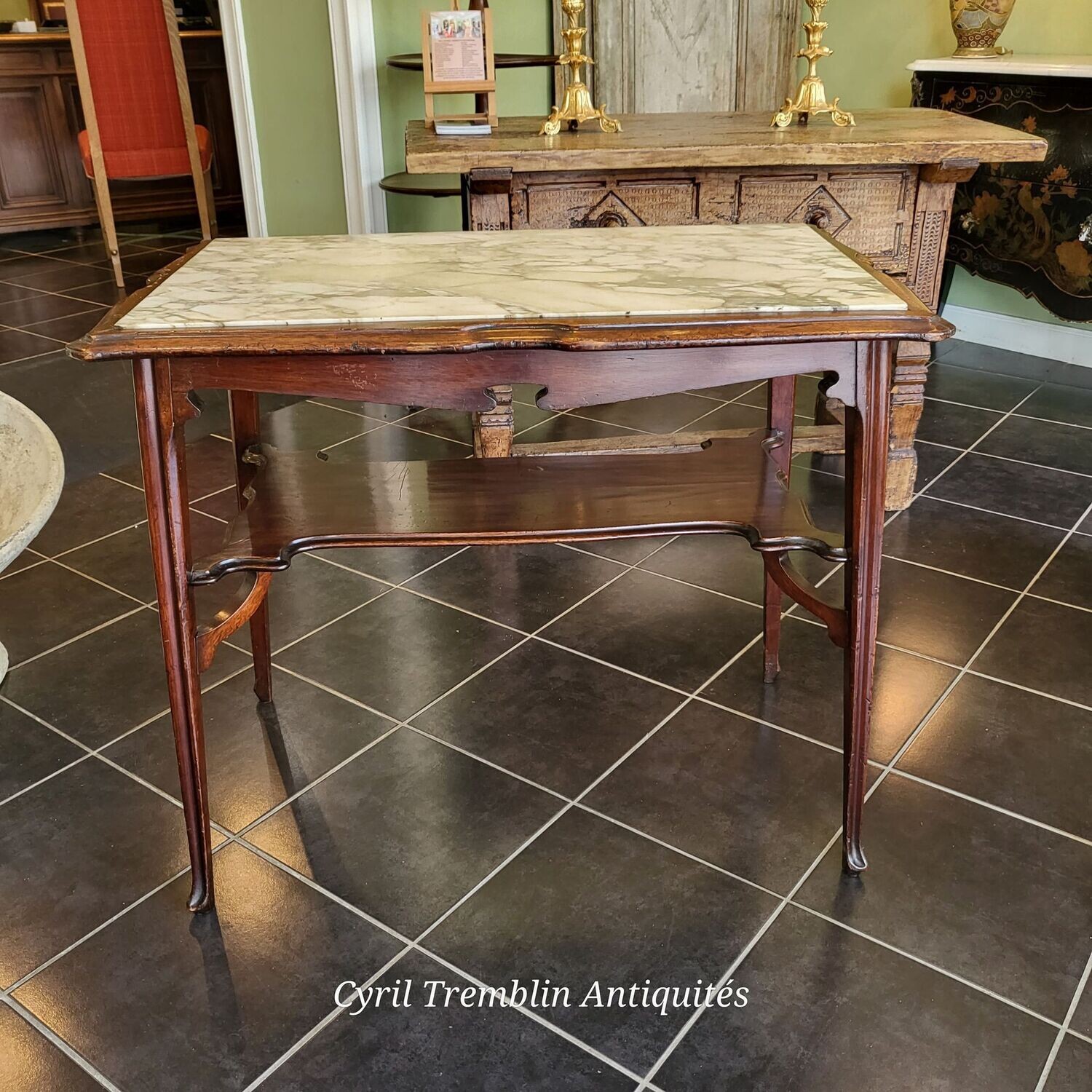 Table d'appoint Art Nouveau (Vendue)