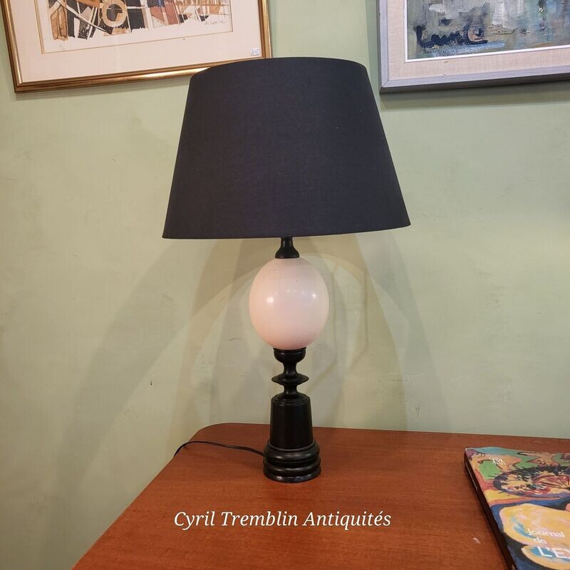 Lampe œuf d'autruche
