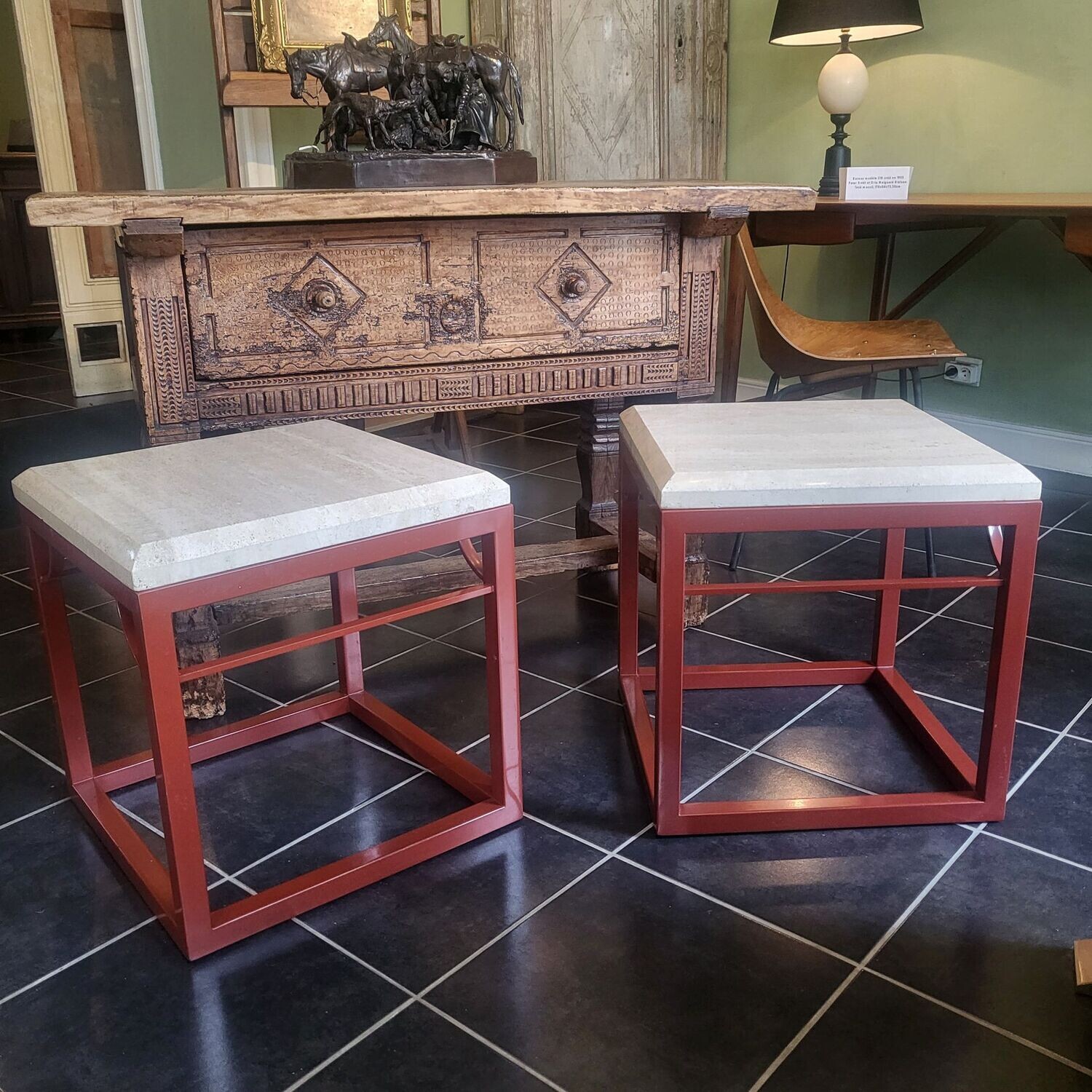 Paire de tables d'appoint (Vendue)