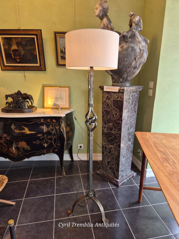 Lampadaire fer forgé brutaliste