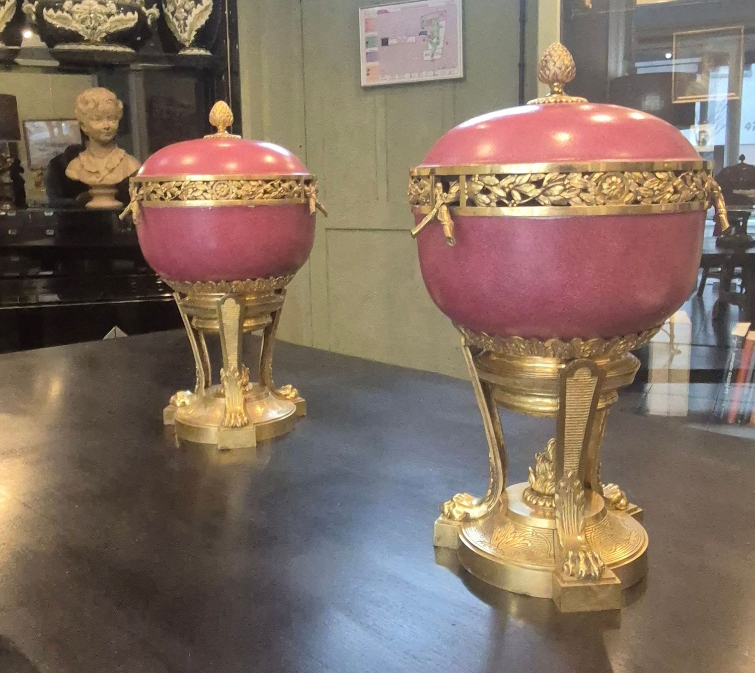 Paire pots couverts formant pots-pourris XIXeme (Vendue)