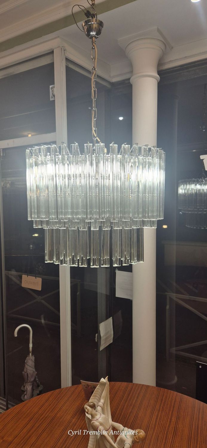 Lustre vénini pampilles blanches (Vendu) Lustre vénini pampilles blanches (Vendu)