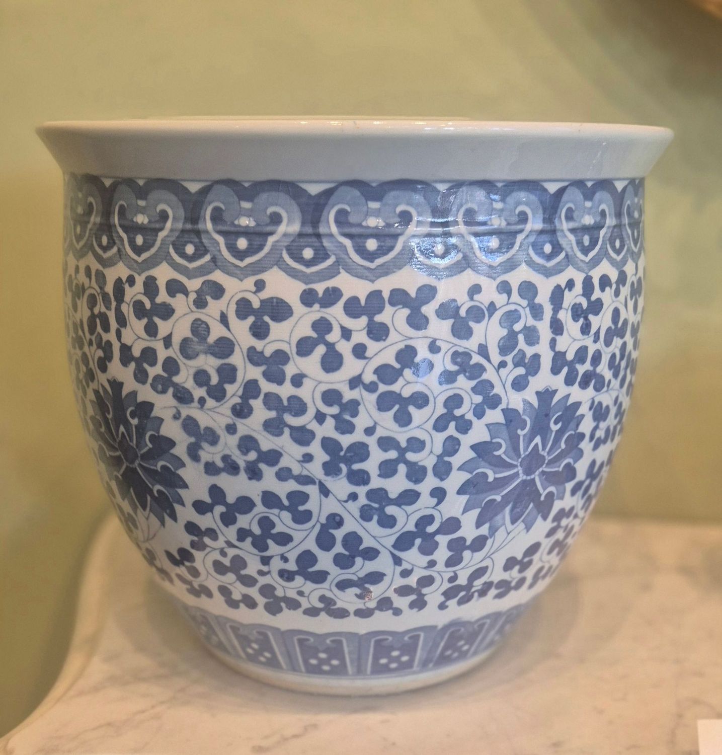 Bol à poissons formant cache pot Bol à poissons formant cache pot