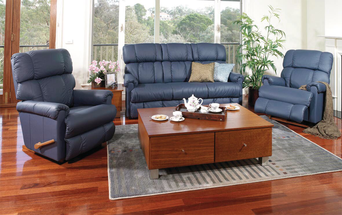 Pinnacle Lounge by La Z boy