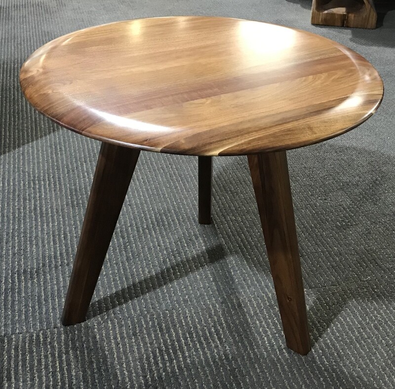 Richmond Lamp Table