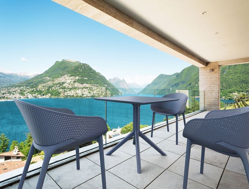 Sky Table
