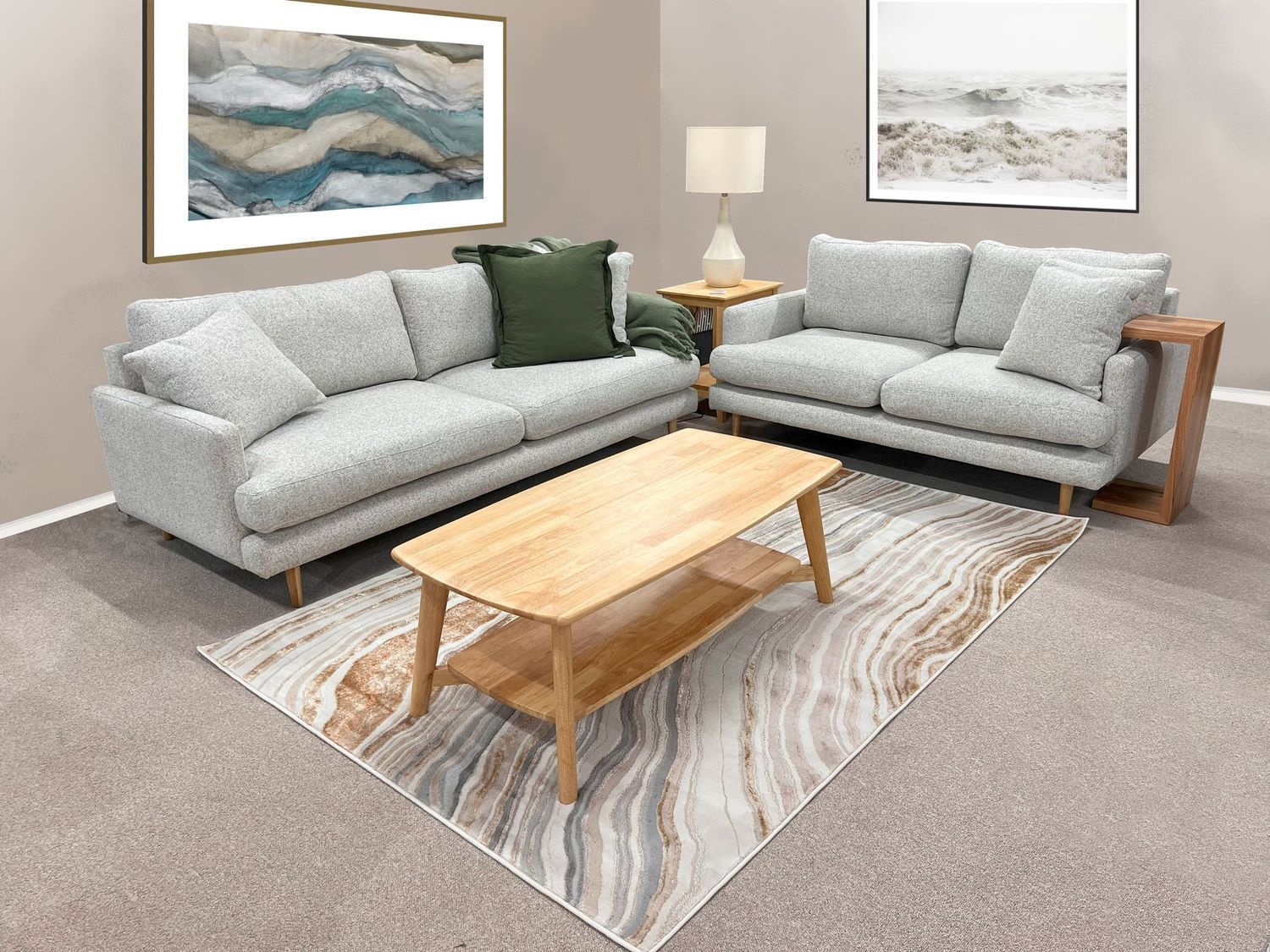 Oscar Lounge - Australian made