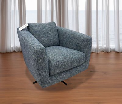 Dune Swivel Chair by Molmic