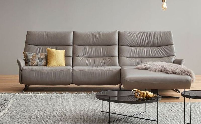 Azure Sofa by himolla