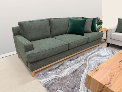 Bailey Lounge - Australian Made