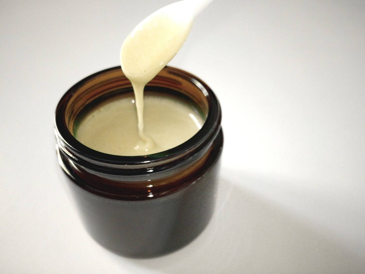 Poly Cream résine Universelle U.V nettoyable à l'eau 60 g