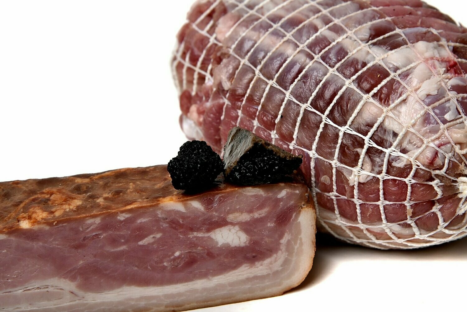 Farcit de xai amb cansalada i tòfona