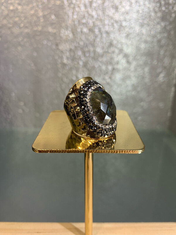 Bague Hypnochic doré / améthyste grise