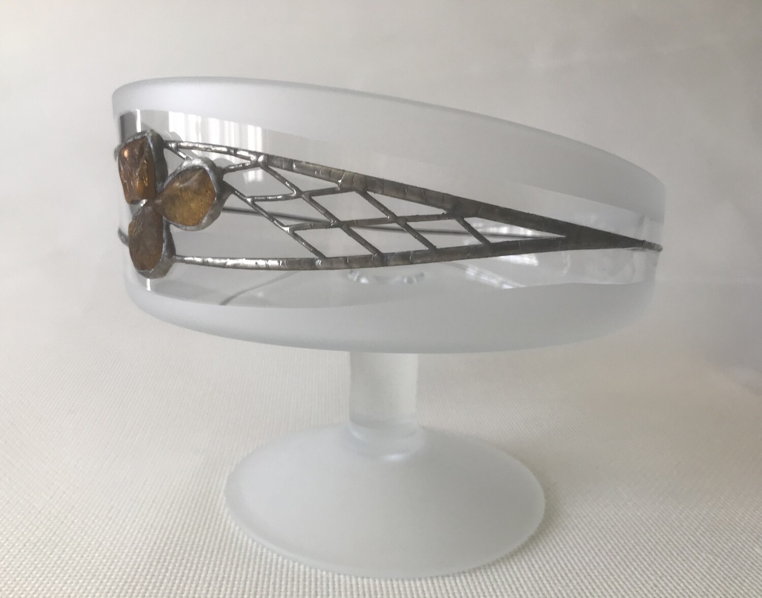 Frosted Fruit Plate decorated with Tin and Amber. Height 16cm / Dia. 19cm