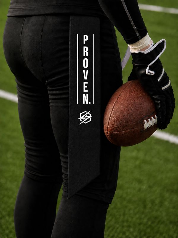 PROVEN Streamer Football Towel (Black/White)