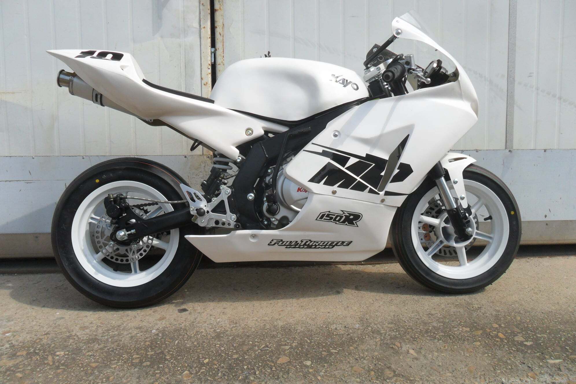 YAMAHA ヤマハ エレキベース BB234 YNS 4弦 中古品 ソフトケース