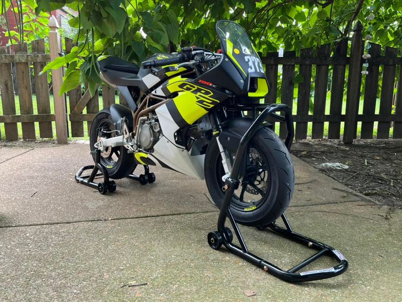 SVRP - KAYO MiniGP Universal Steering Stem Front Race Stand: Best of the Very Best...