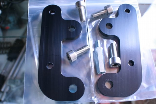 Honda 1999 - 2006 F4 - F4i CBR 600 Rear Set Riser Plates