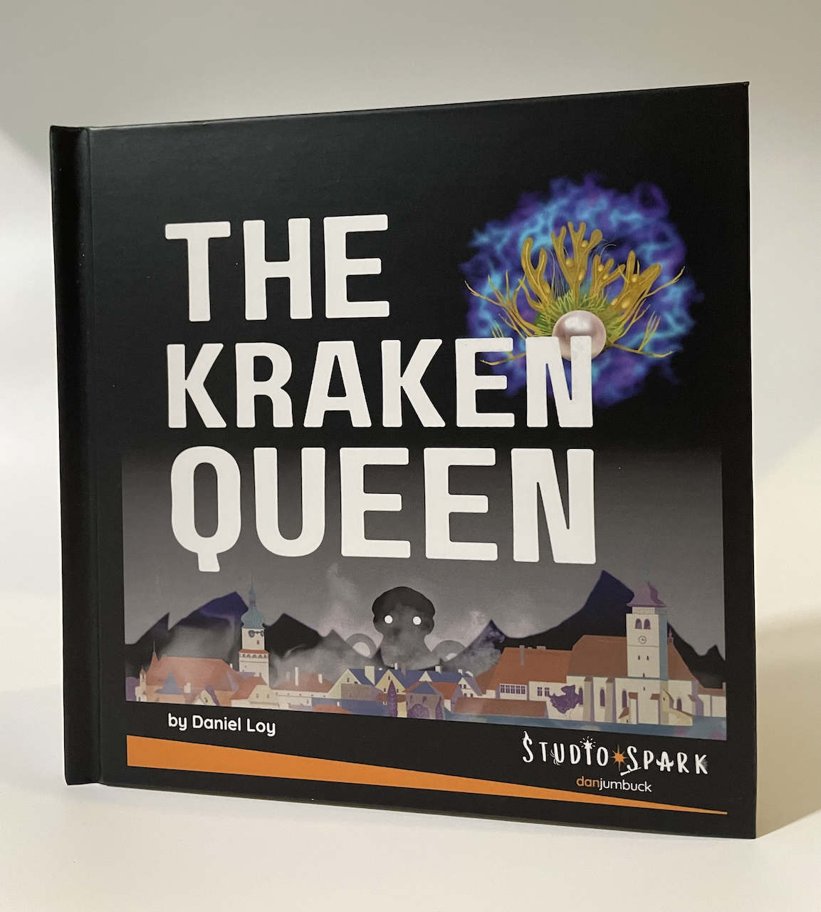 The Kraken Queen - Book 4