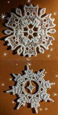 Schneeflocken gestickt