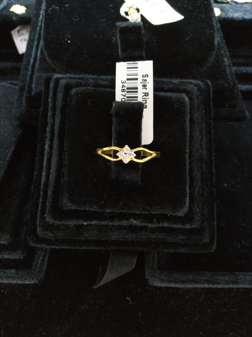 Diamond ring