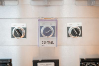 "CS-20"   30 MM Selector Switch Safety Cover