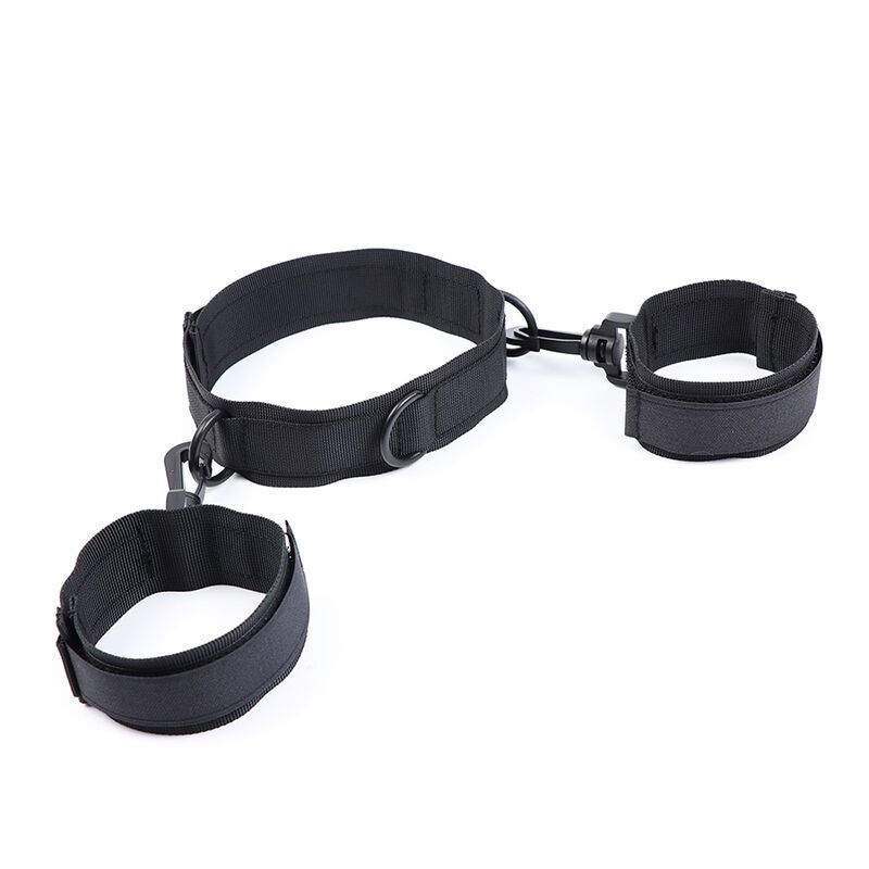 OHMAMA FETISH - MANETTE E COLLETTO IN NYLON OHMAMA FETISH - NYLON HANDCUFFS AND COLLAR